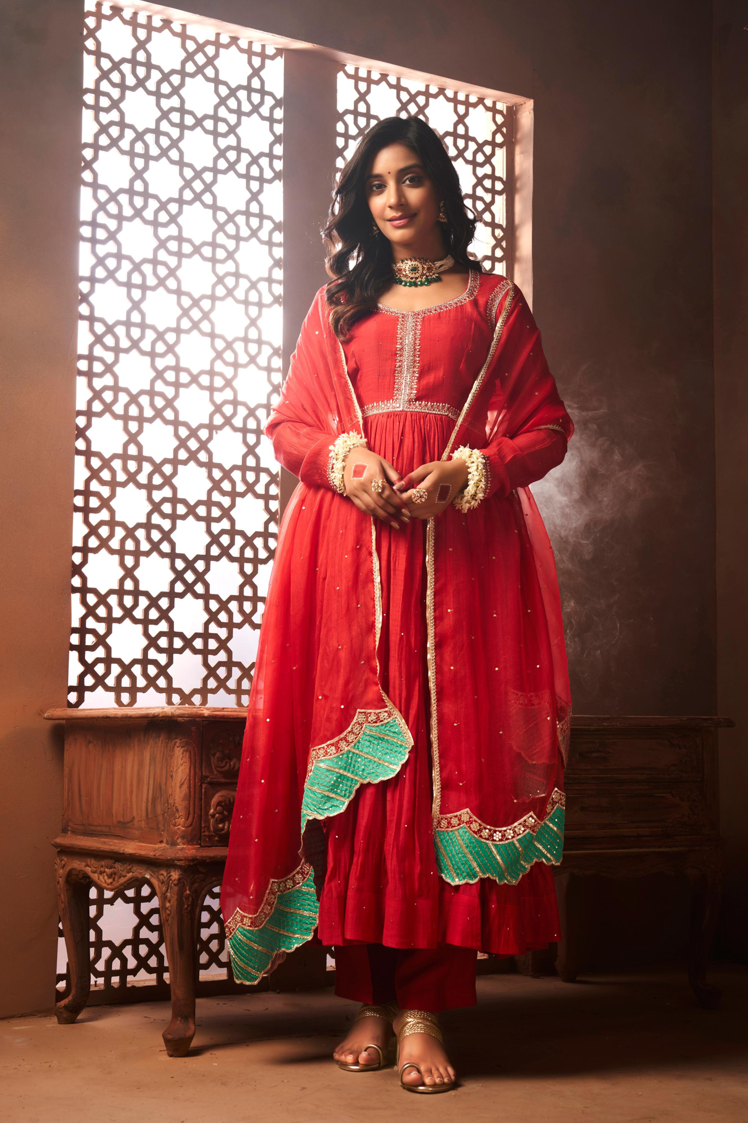 Raushani Set – Almaari By Pooja Patel