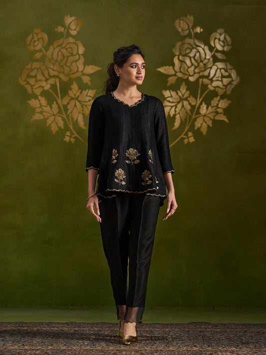 Rohisha Set
