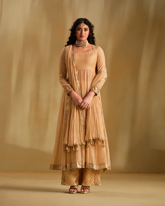 Arya Anarkali