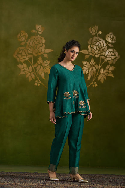 Rohisha Set