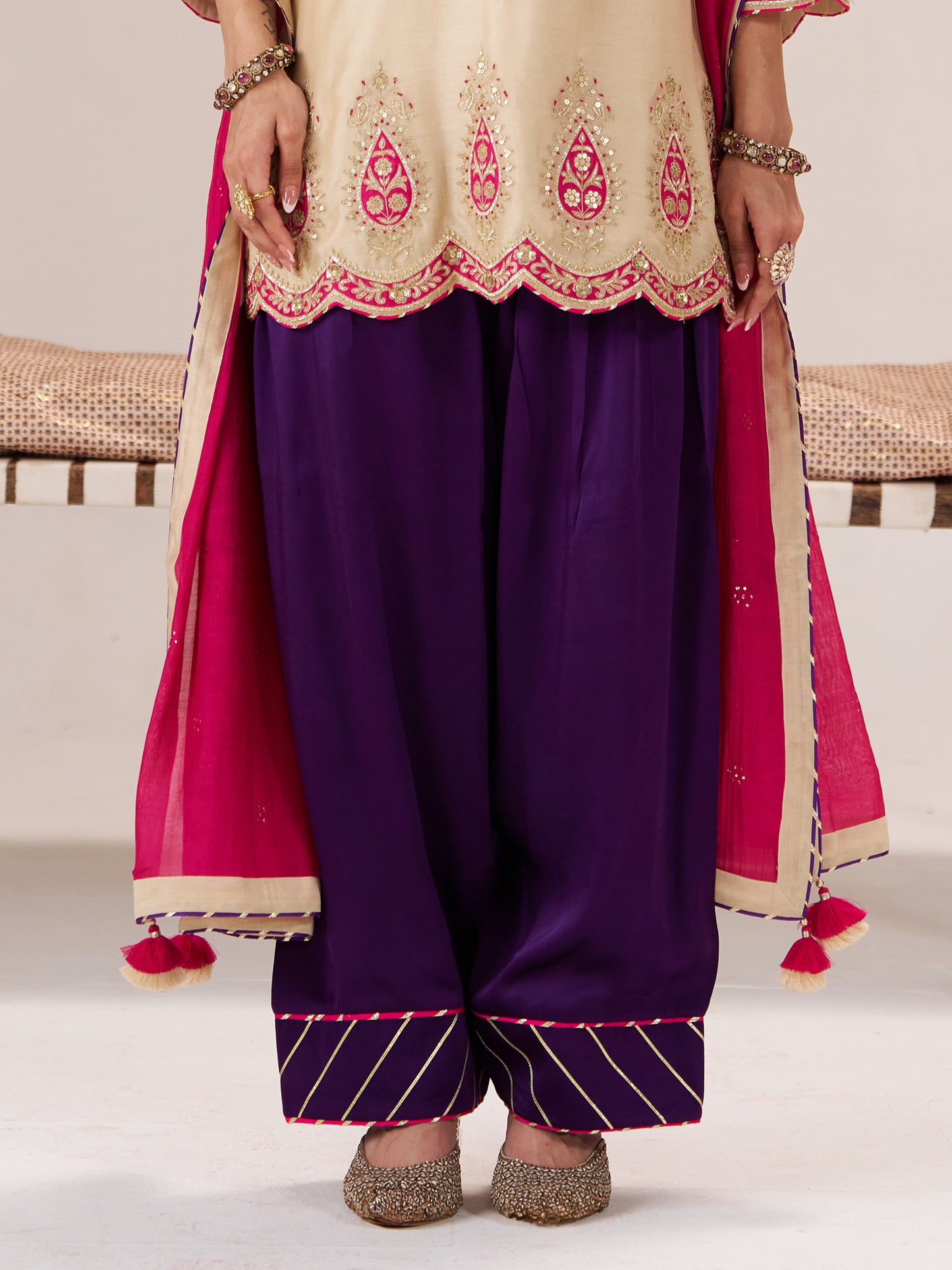 Jugni Set