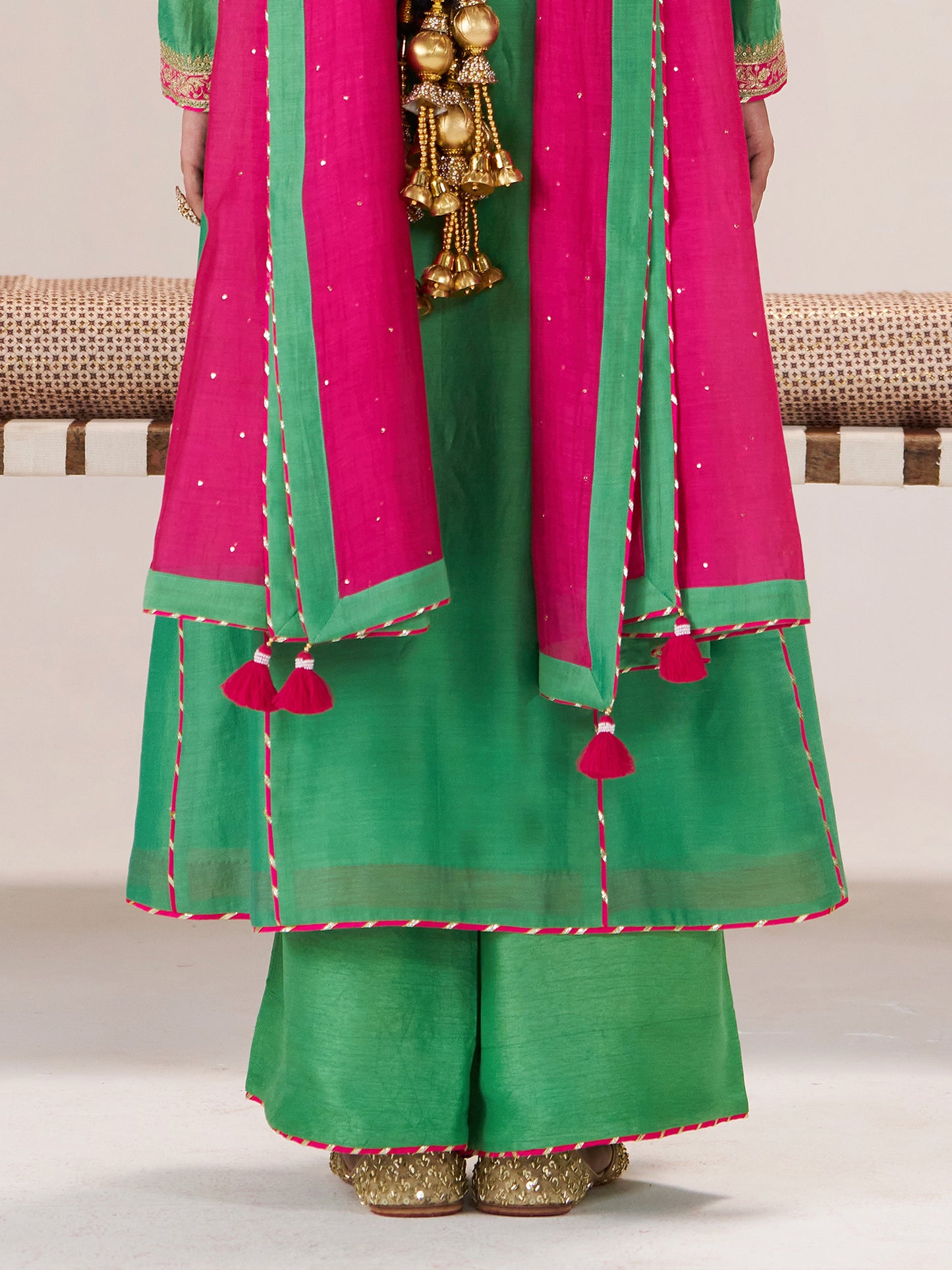 Naaz Set