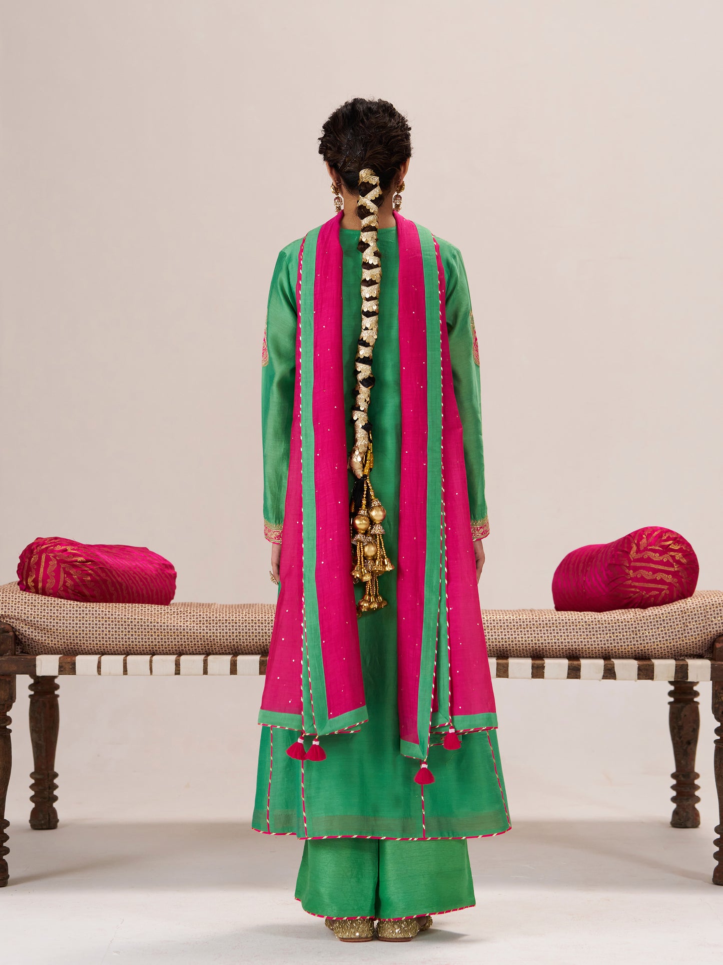 Naaz Set