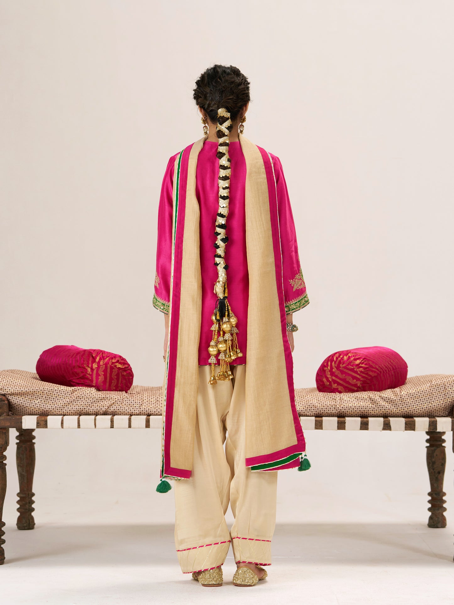 Gulabo Set