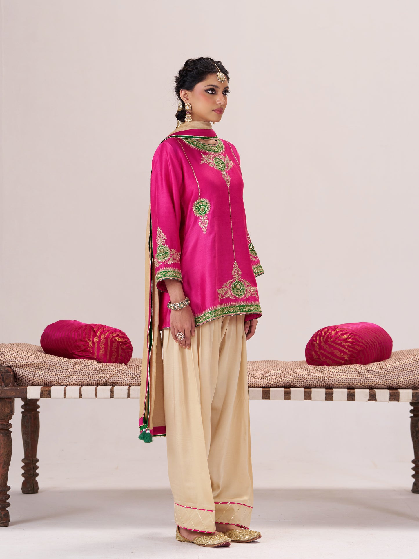 Gulabo Set