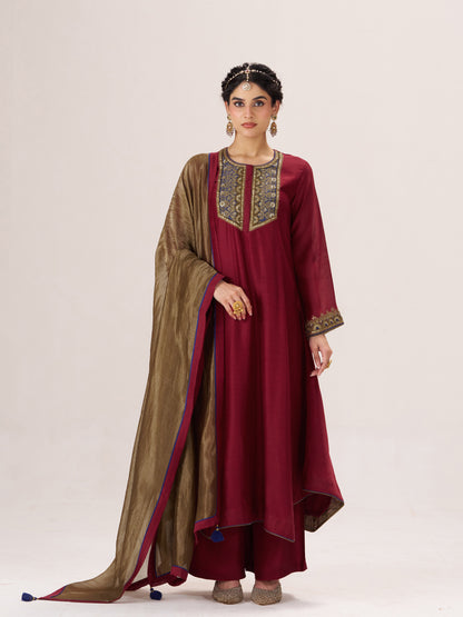 Zeenat Set