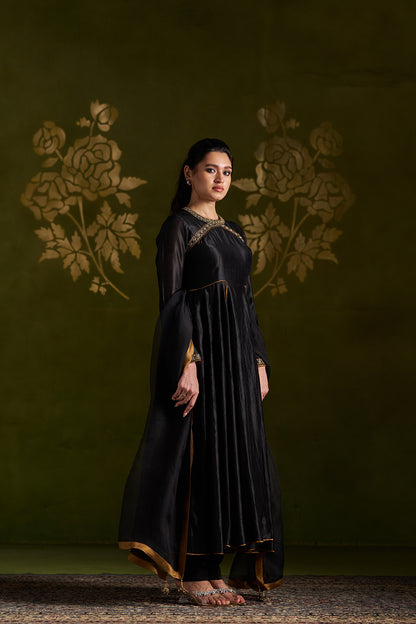 Roshini Set
