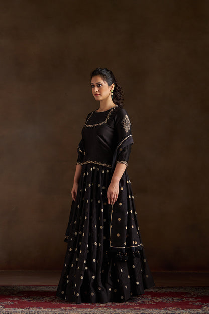 Oorvi Lehenga Set